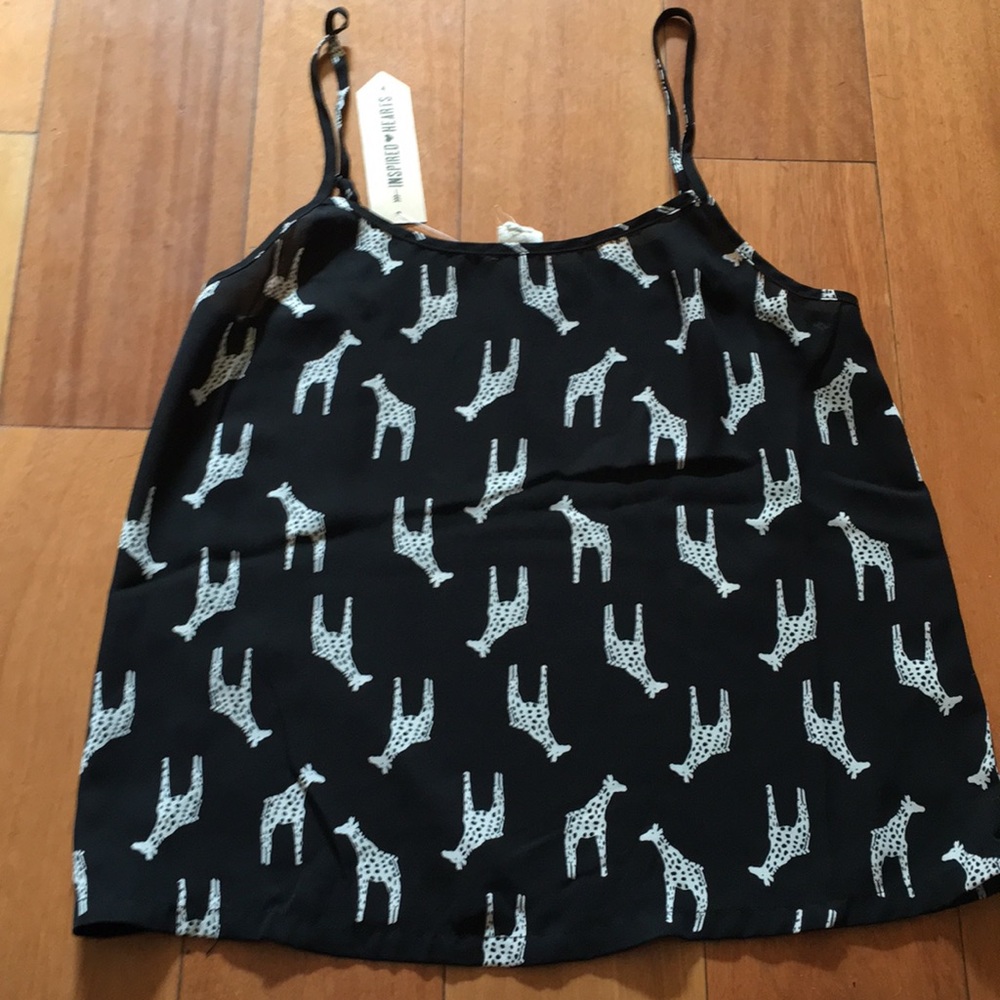 NWT Inspired Hearts Giraffe Tank Top